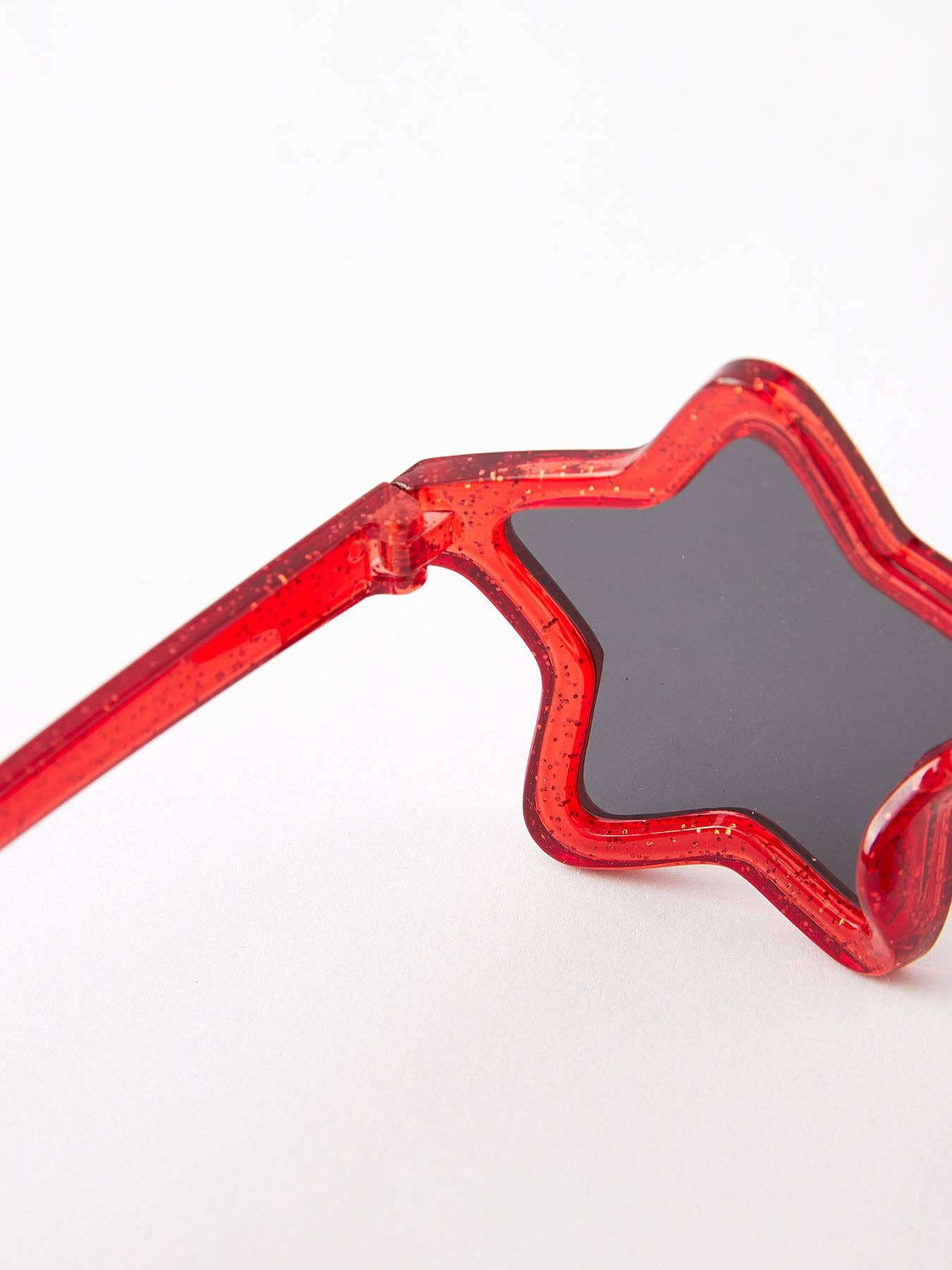 Children's Star Shaped Sunglasses: Red