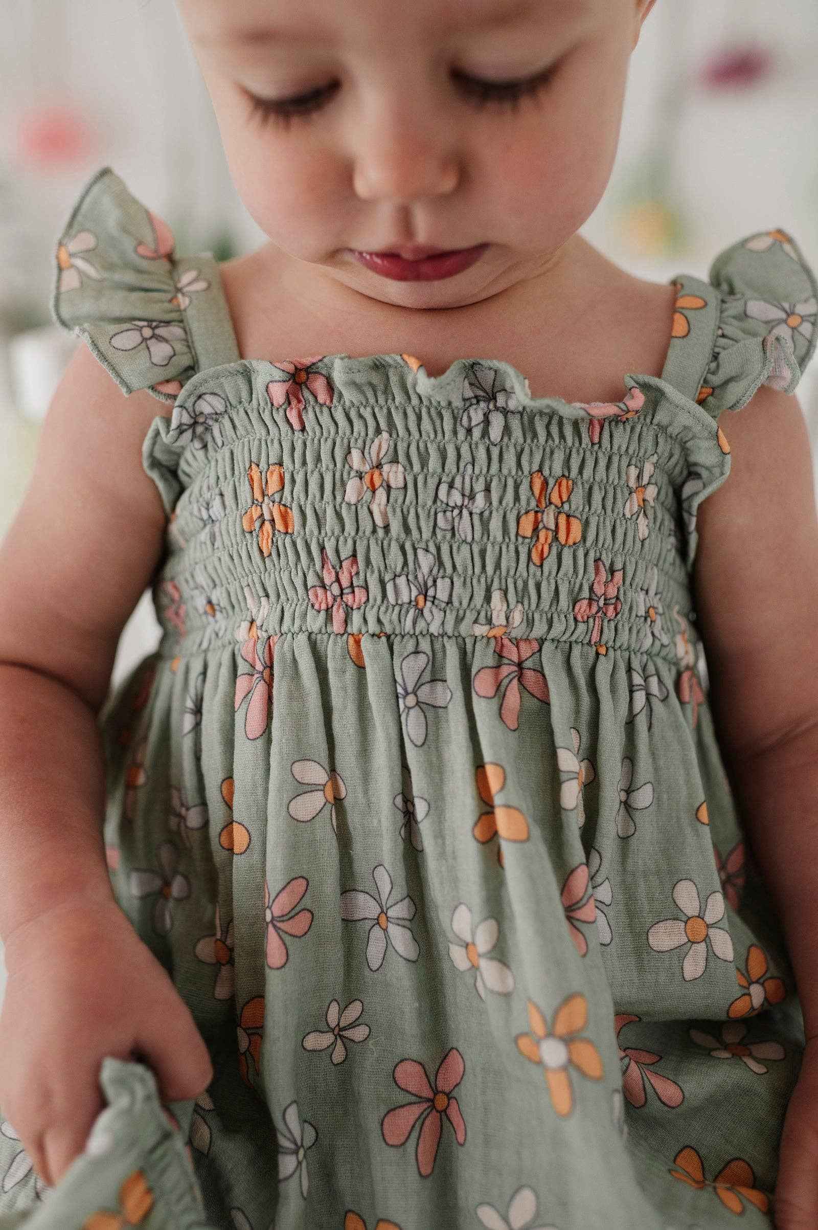 Babysprouts Flutter Dress Set: Sketched Daisy / 0-3M
