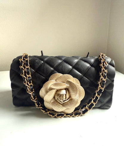 The Classic Couture Collection Candle Purse: Gold / Fragrance N*5