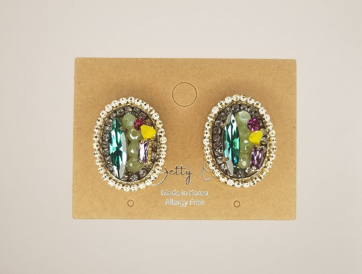 Pendiente de poste hecho a mano