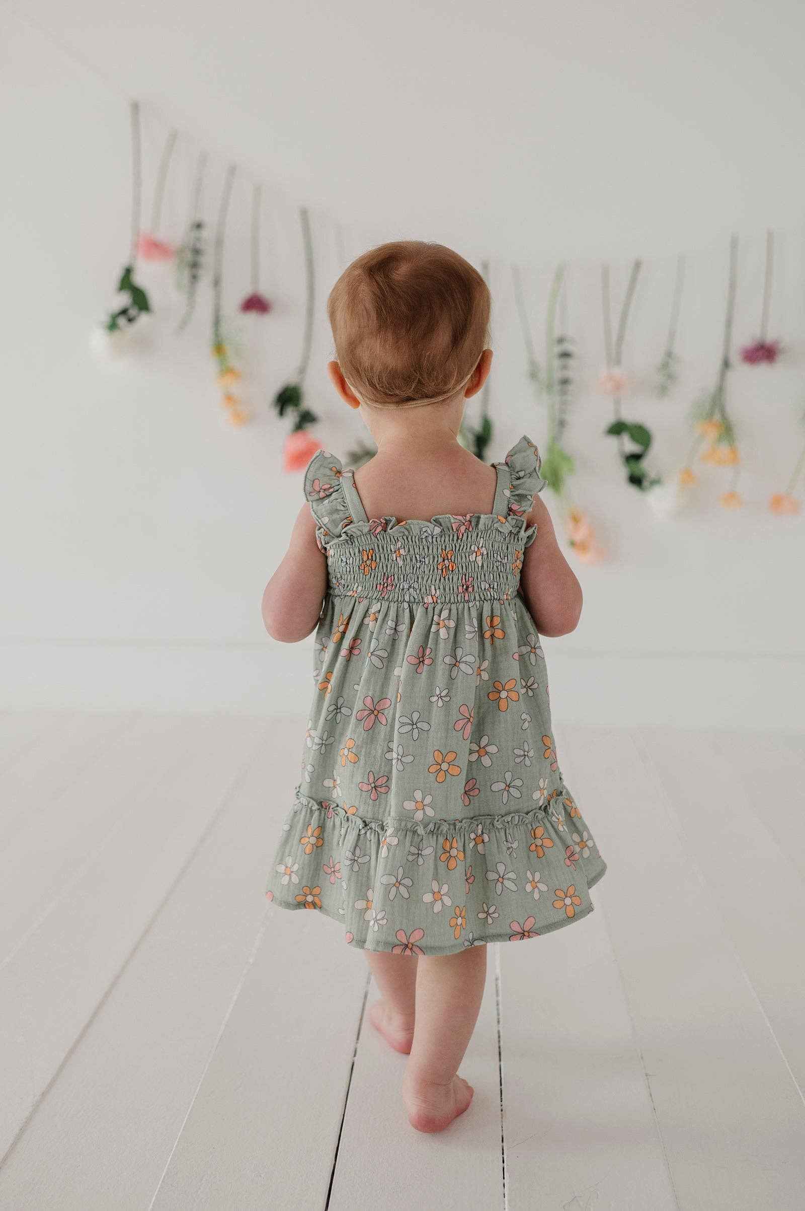 Babysprouts Flutter Dress Set: Sketched Daisy / 0-3M