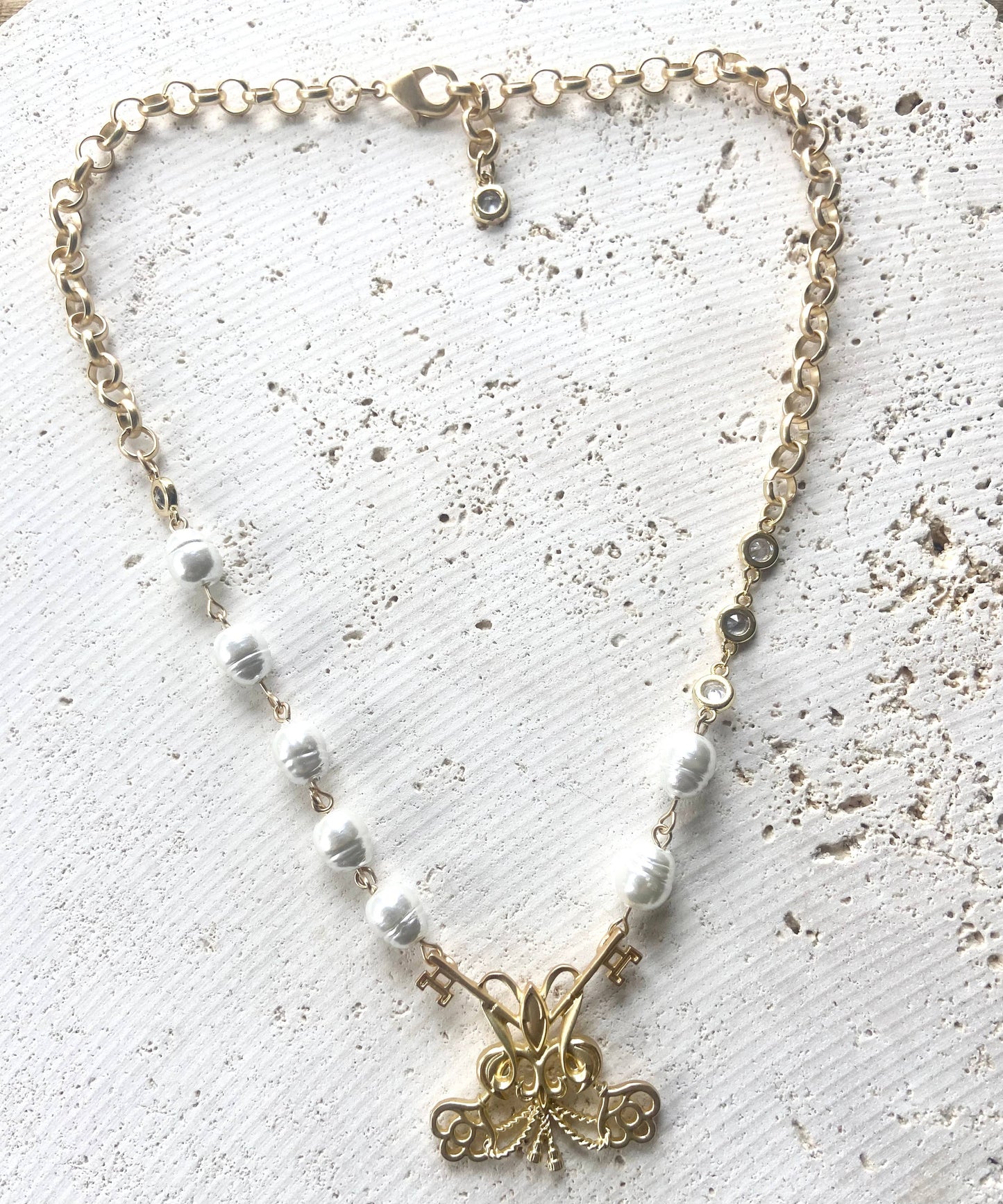 Fleur de lis French matte gold pearl necklace