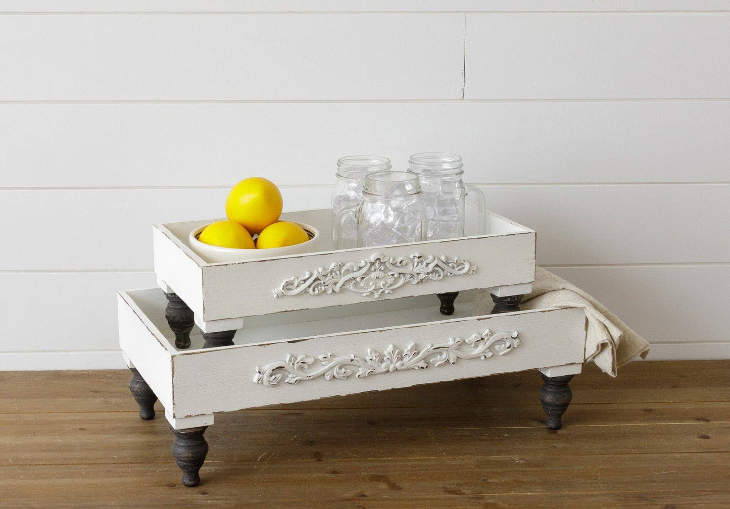 Bandejas Elevadas Blancas Envejecidas (Juego de 02)