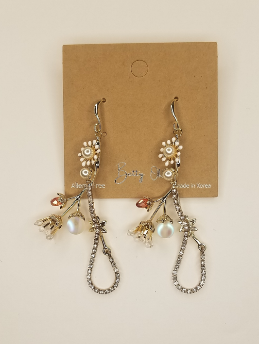 Dangle Earring Flower and Pearl