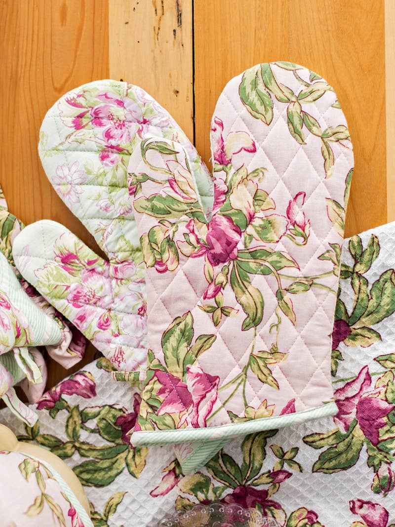 Sweet Pea Patchwork Oven Mitt Set of 2 - Rose