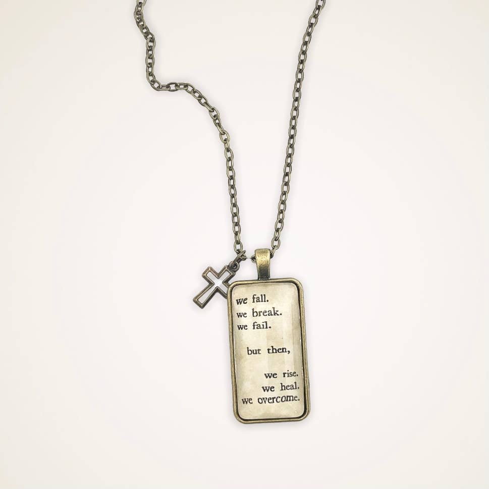 Ivy Barn Designs - Nos levantamos. Sanamos. Superamos. | Collar con colgante