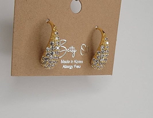 TEARDROP CZ EARRINGS.