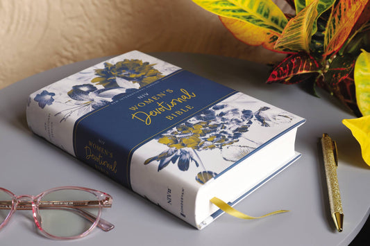 NIV Women's Devotional Bible Hardcover