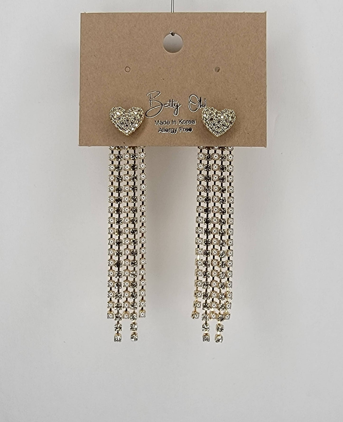 FANCY BACK DROP WITH HEART DECO DANGLE EARRINGS.