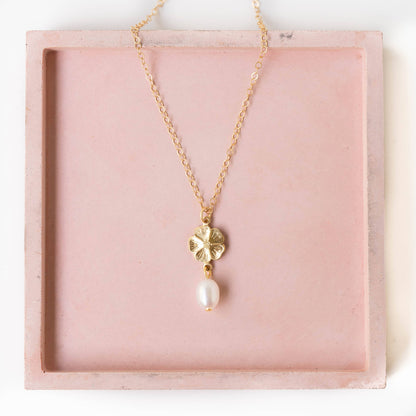 Gold Flower and Pearl necklace