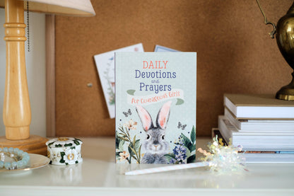 Daily Devotions and Prayers for Courageous Girls