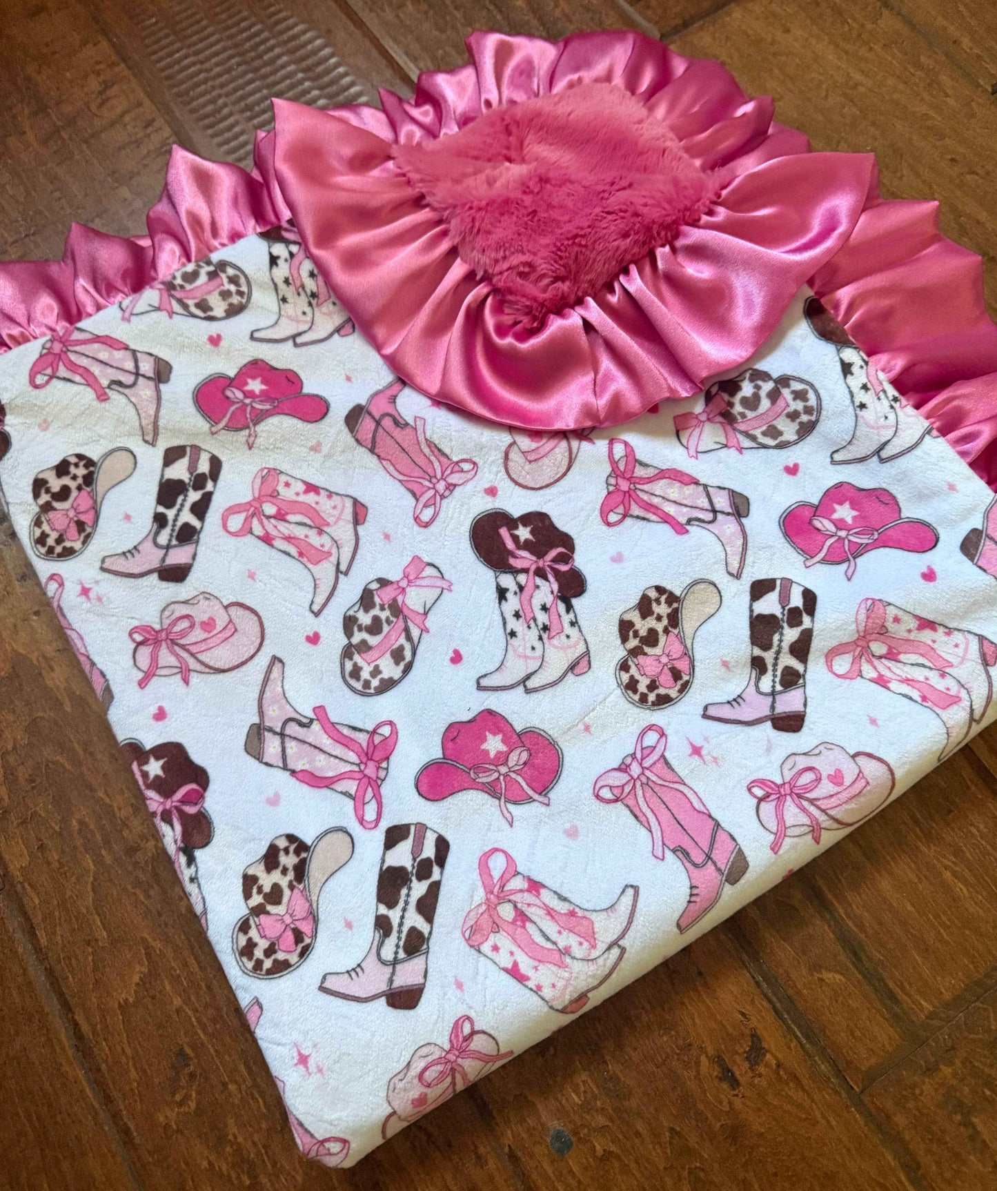 Cuddle Couture - Cowgirl cutie 