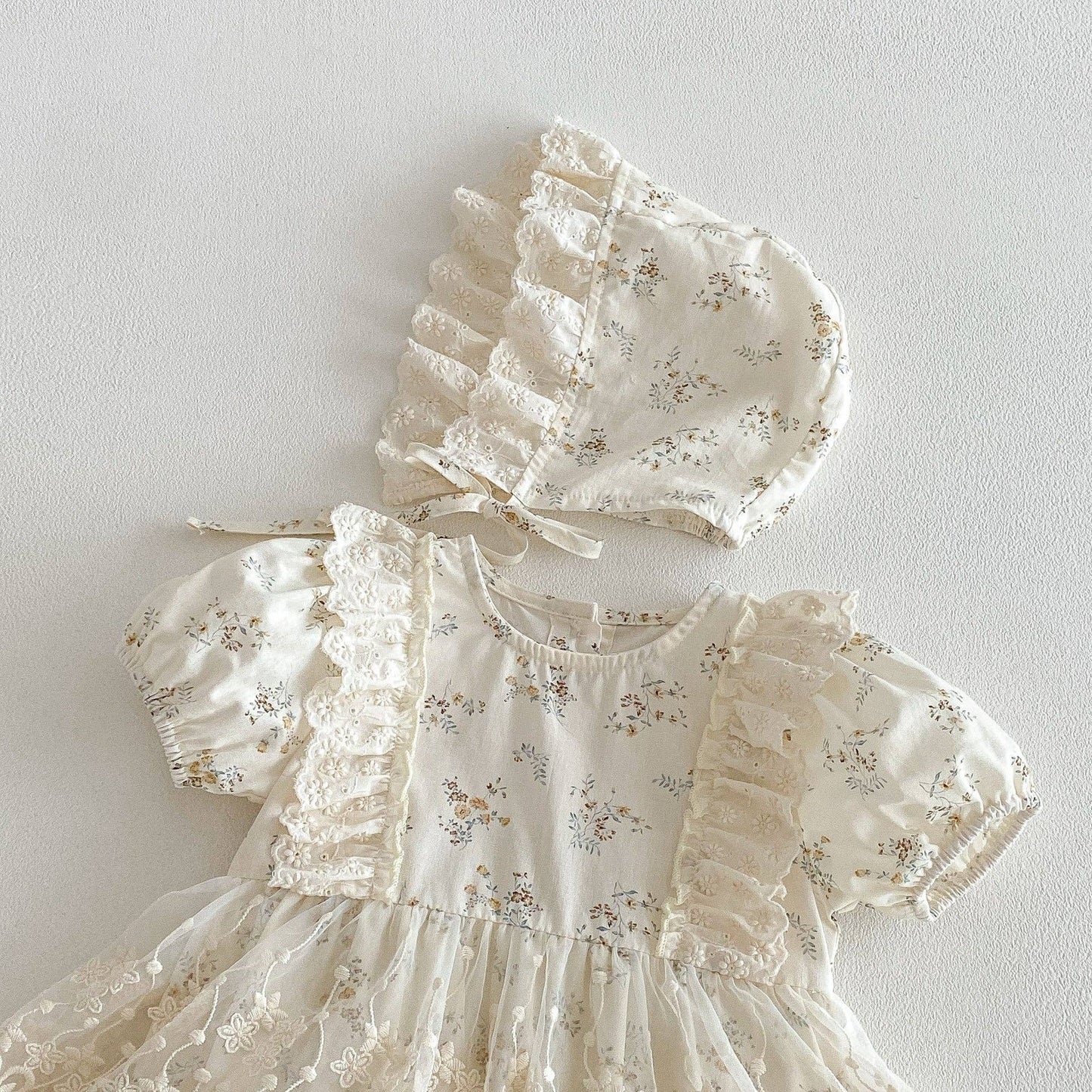 Baby Girls Short Sleeves Tulle Bodysuit with Hat
