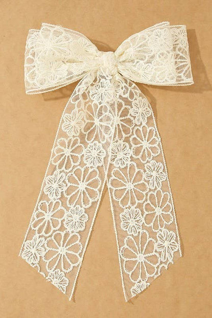 JOSSLYN de wall to wall - HERMOSAS HERMOSAS PINZAS PARA EL CABELLO CON LAZO DE ENCAJE FLORAL DE ORGANZA | 40H923