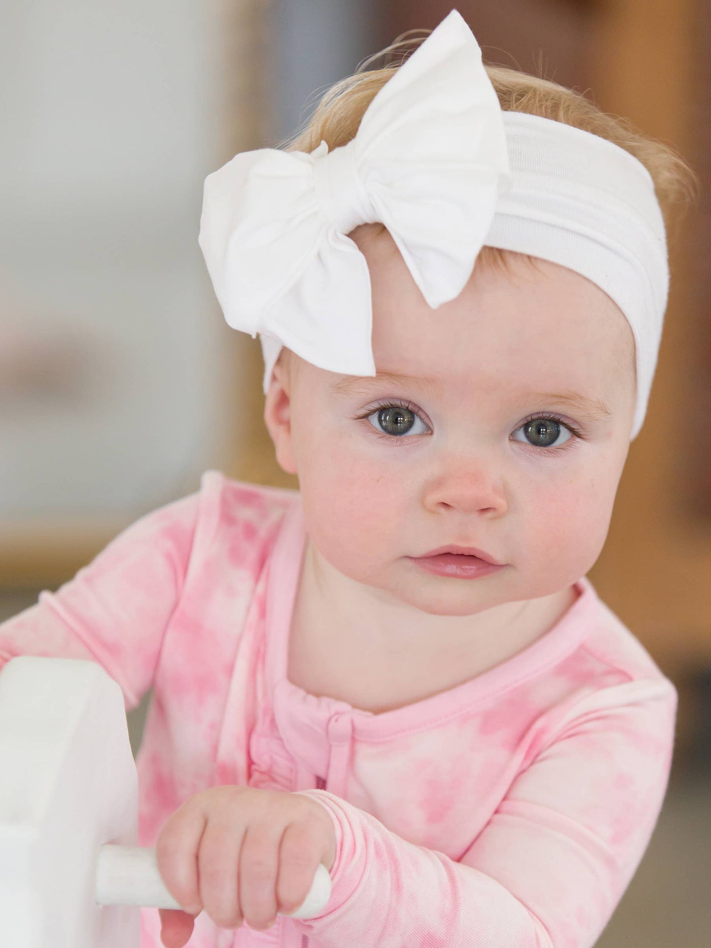 Girls White Big Bow Headband: White / One Size