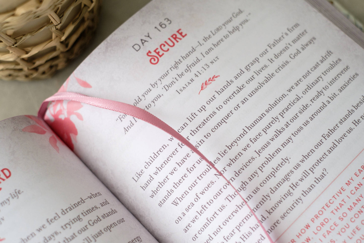 Daily 3-Minute Devotions for Women