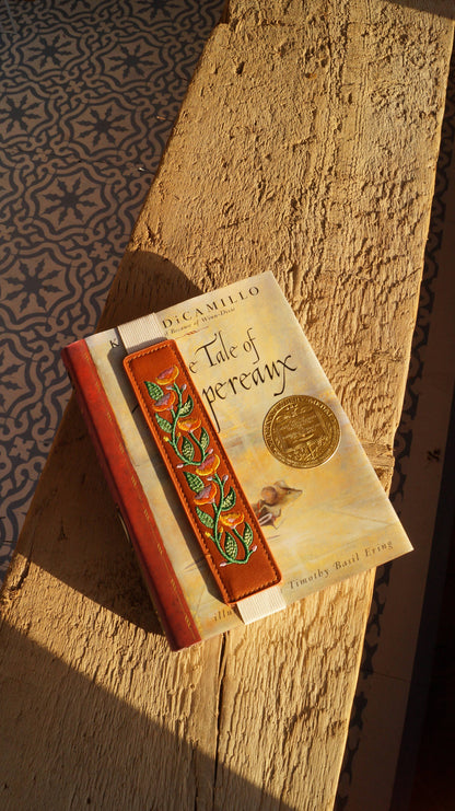 Moline Vine - Embroidered Elastic Bookmark