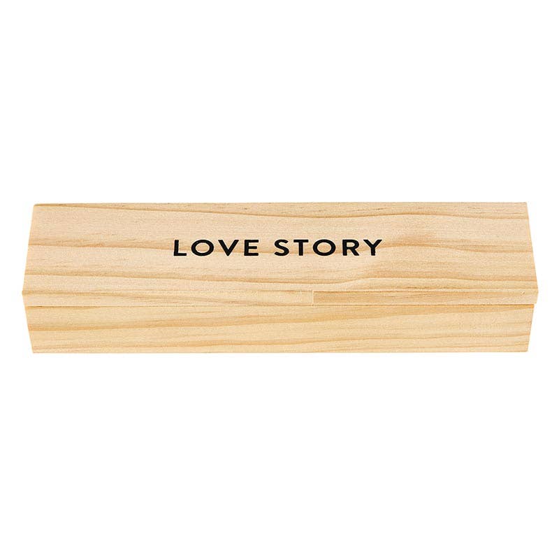 Estudio de diseño Santa Bárbara de Creative Brands - Caja de madera con bolígrafo con gemas - Historia de amor