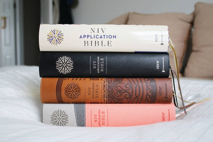 NIV Application Bible Leathersoft Red Letter Comfort Edition