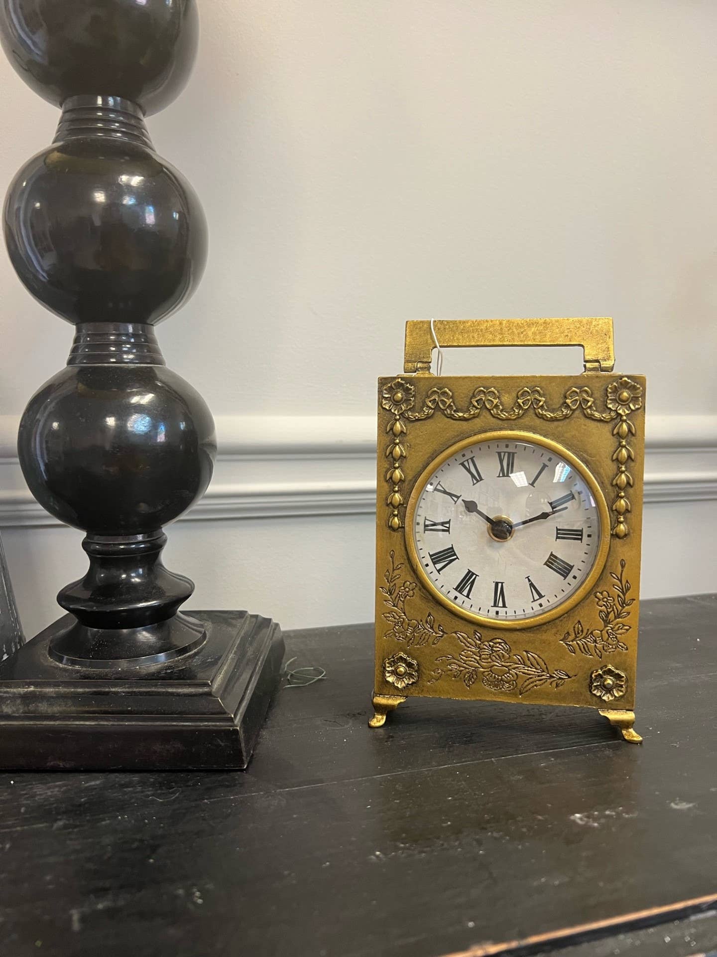VINTAGE TABLE TOP CLOCK
