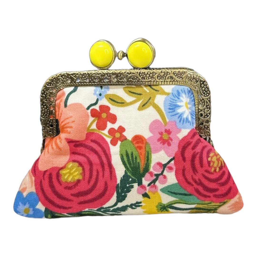 ON THE GO Credit Card Clutch-Garden Party Cream