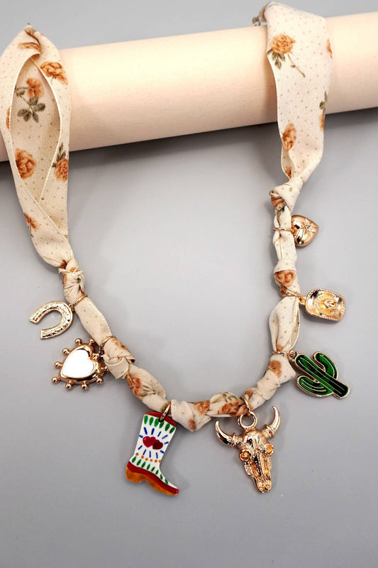 JOSSLYN by wall to wall - SCARF CHARM NECKLACE-BOOT CACTUS HAT HEART | 80N92365