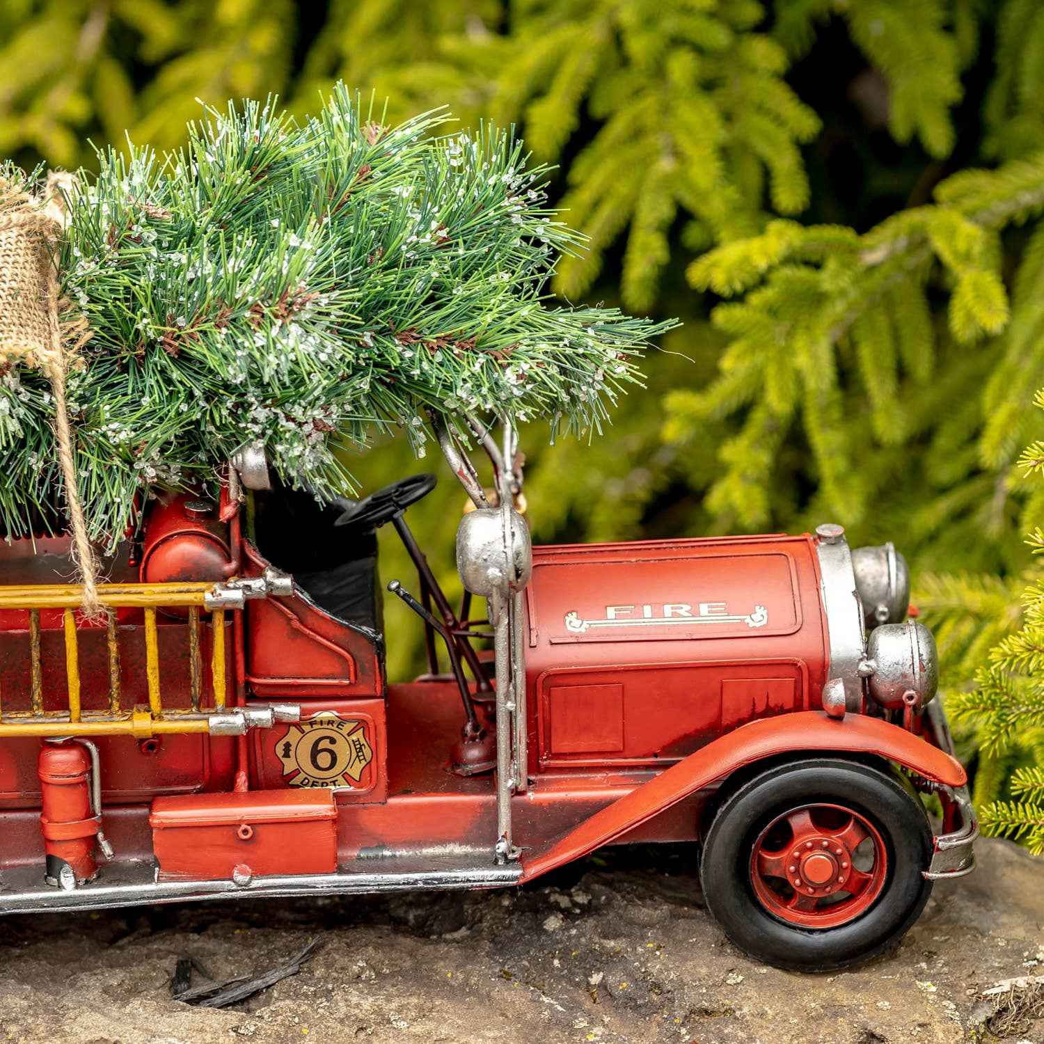 1930's Vintage Style Fire Truck with Open Cab