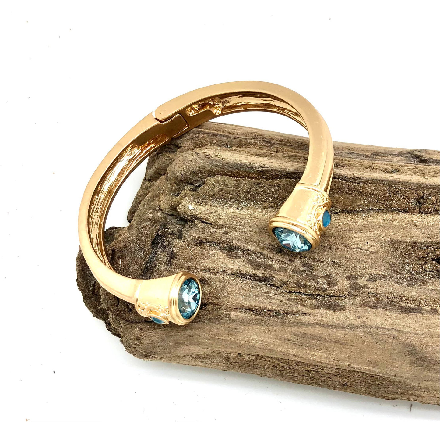 Bracelet Cuff w/Spring with Bezel Blue Sky Glass 7-8”