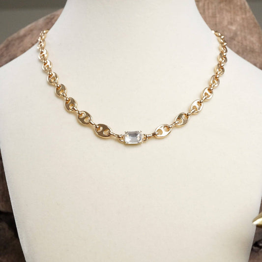 PennyLine inc - Short Anchor Chain Necklace with Emerald-Cut Crystal – Gold or Silver