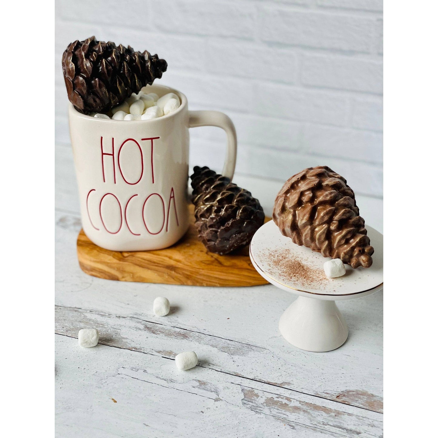 Pine Cone Hot Cocoa Bombs