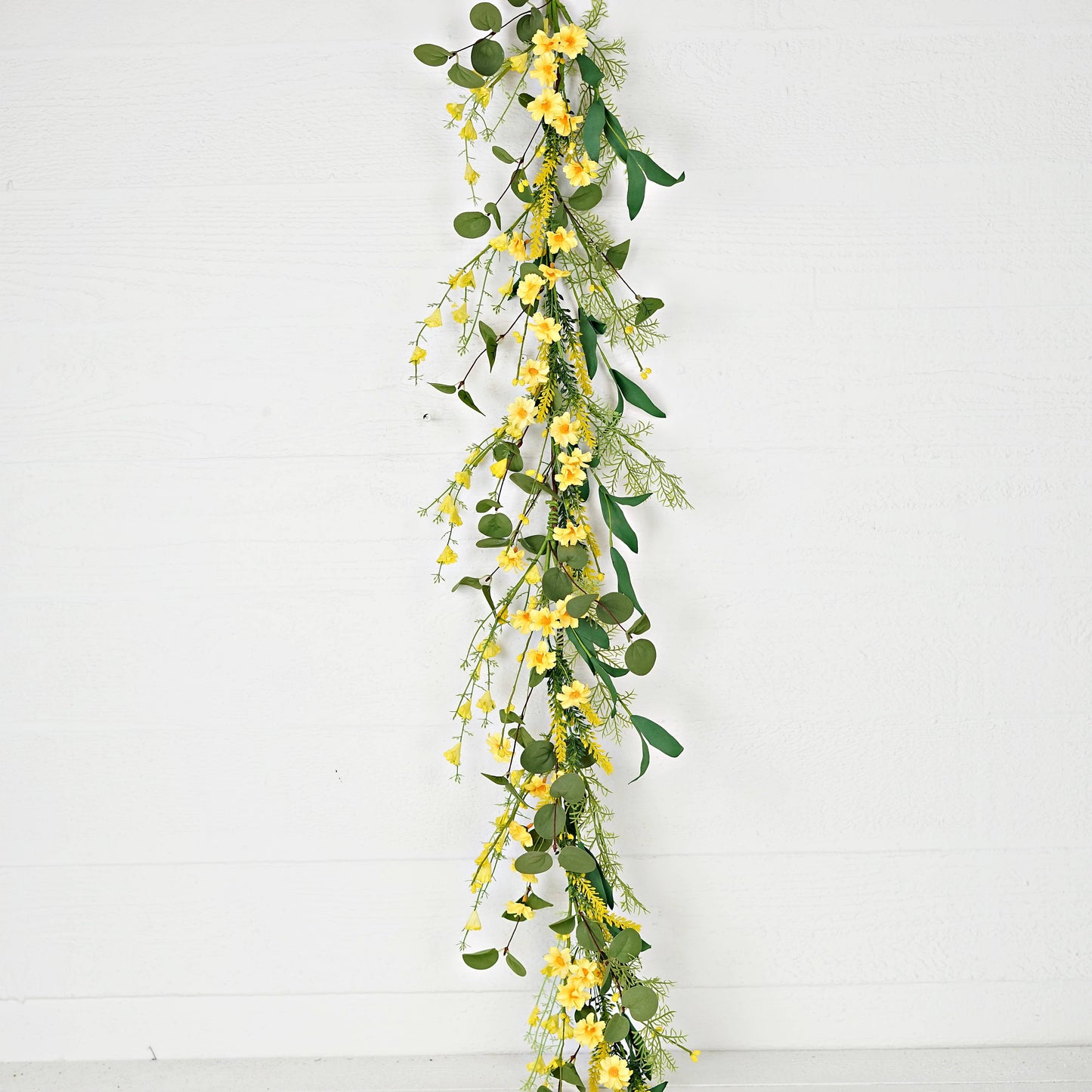 4ft Garland-Yellow Wild Daylily with Leaves