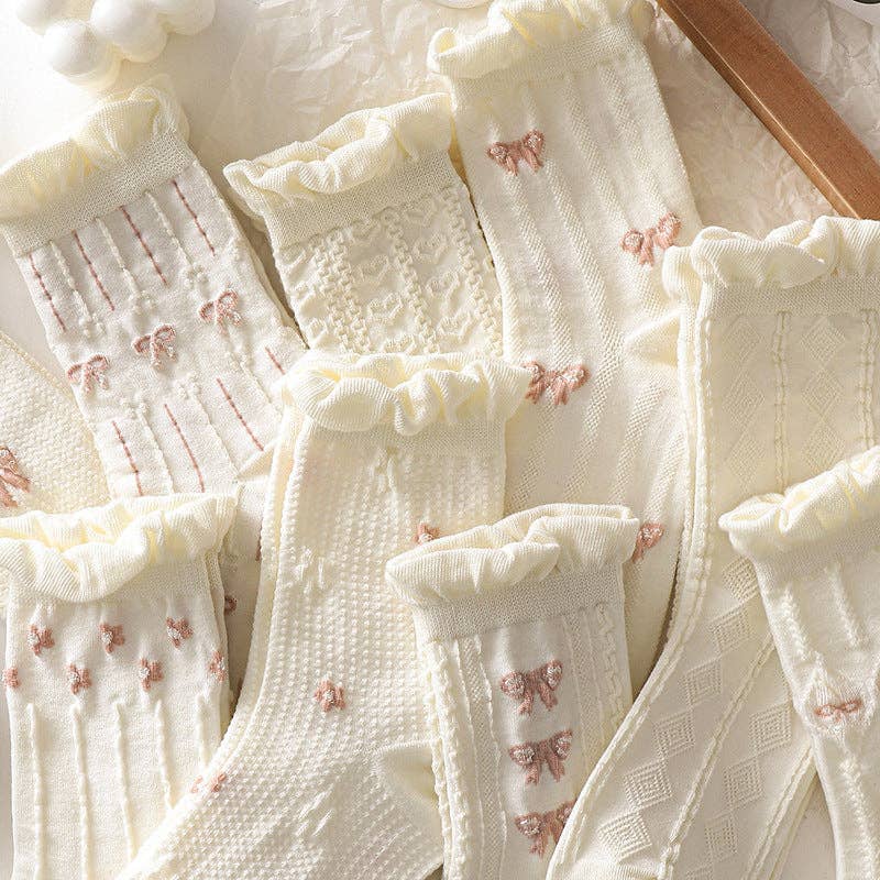 Calcetines blancos con borde enrollado para mujer