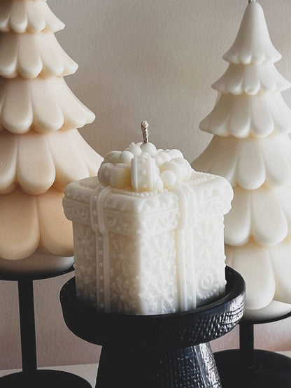 Large Christmas Candle for Holiday Gifting 4x2 3/4in