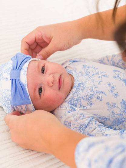 Baby GirBamboo Periwinkle Butterfly Garden Ruffle Knotted Sleep Gown & Bow Hat Set: Newborn-3m