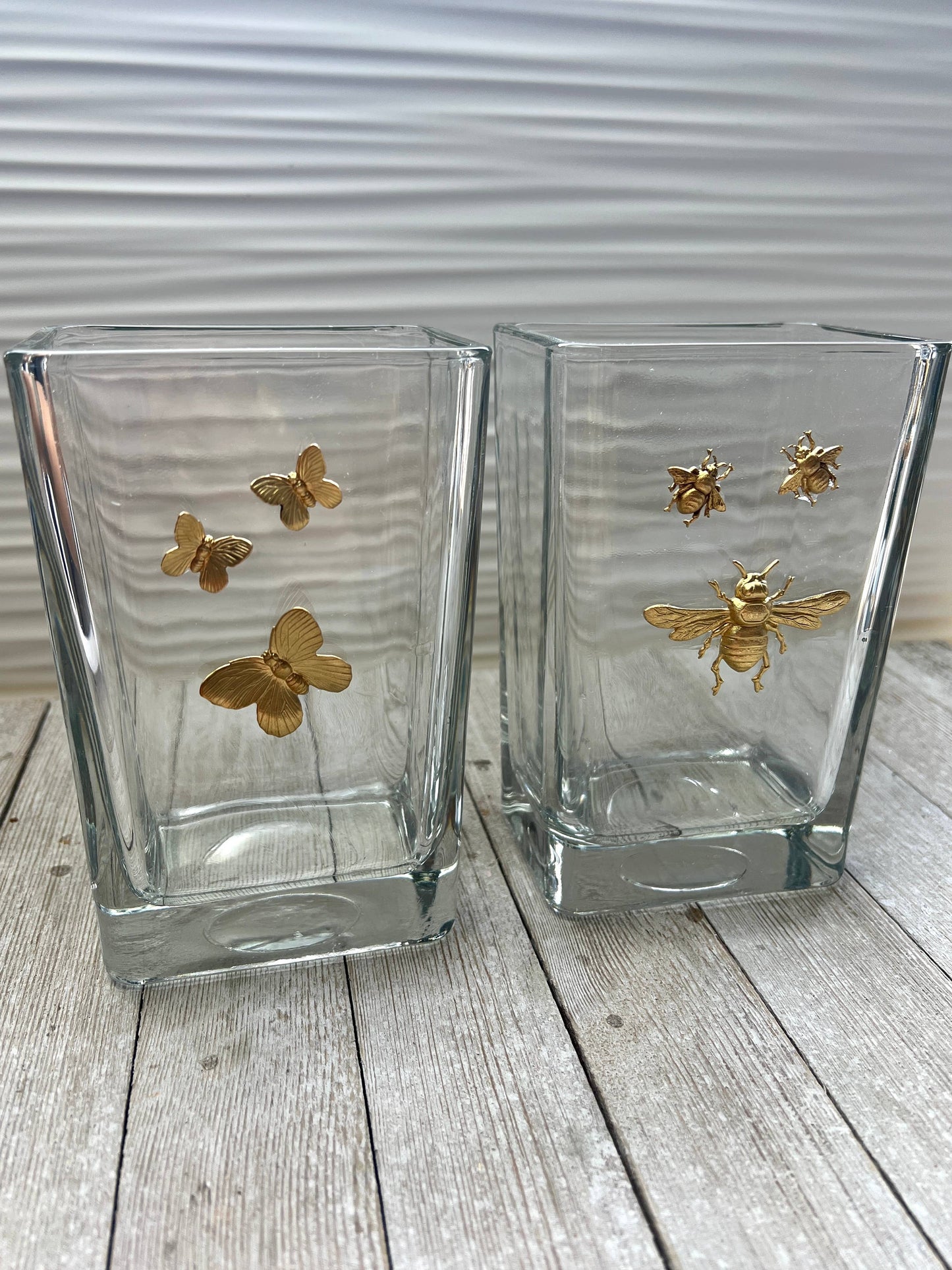 Butterflies or Bees Glass Vase: Bee