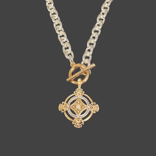 2 tone medallion w/center rhinestone