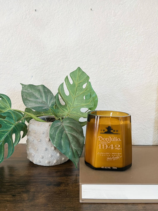 Recycled 1942 Candle: Grapefruit/Mango/Vanilla / Small