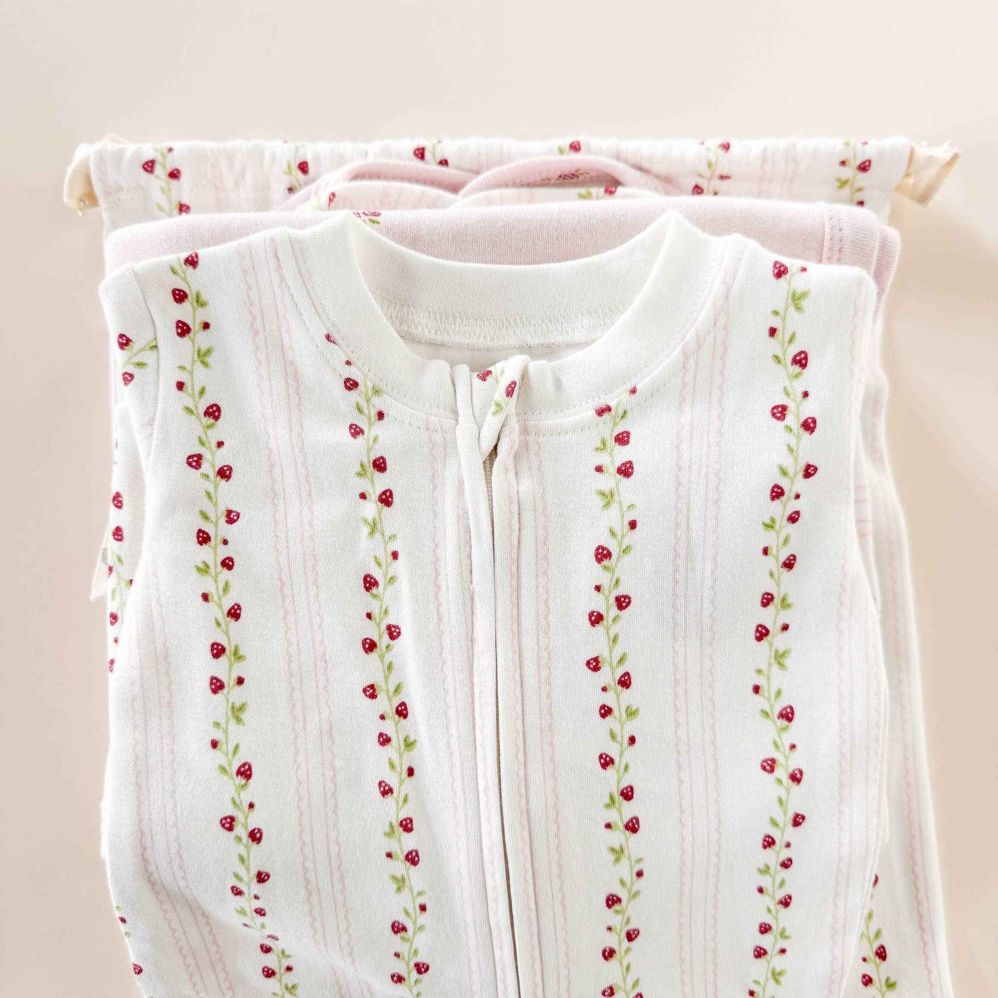 Layette Set Strawberry Pink Rose Newborn Baby Shower Gift: Pink / NB