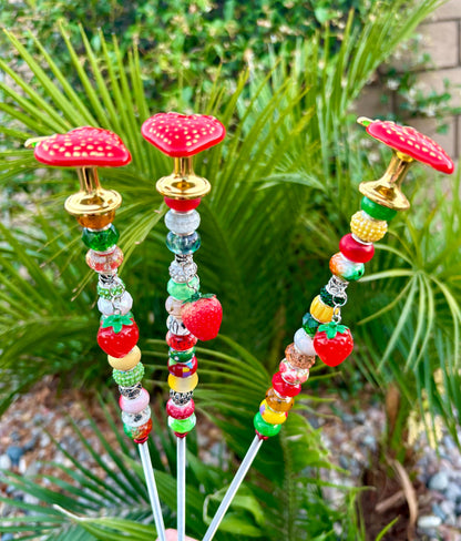 Strawberry Garden Stake: 13 inch