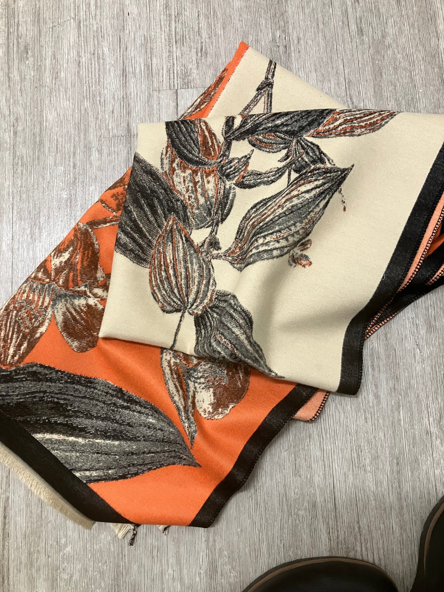 Wrap -Dandelion print-Orange