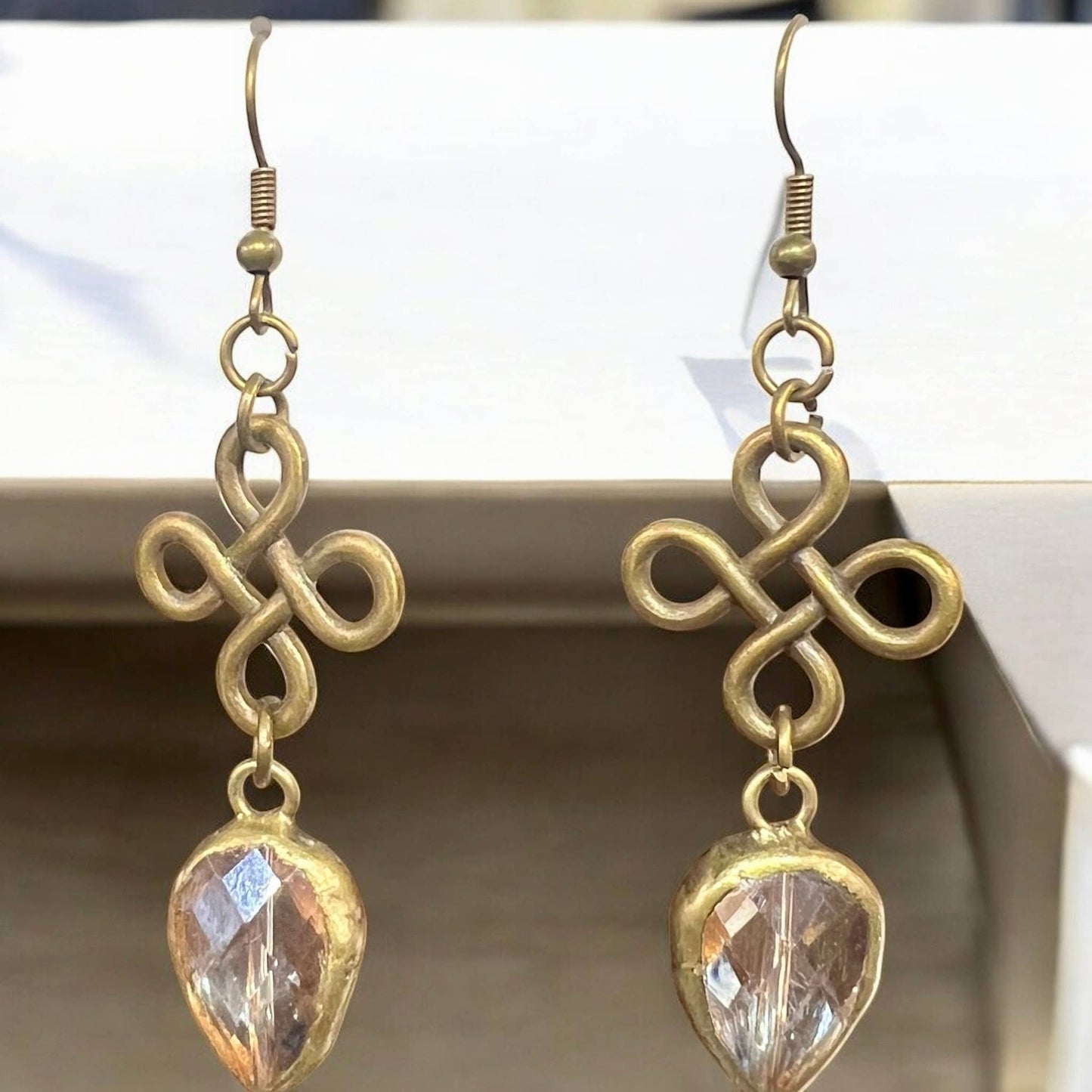 Clover crystal dangle