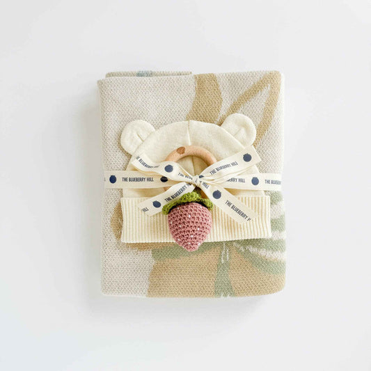Set Pastel Floral Blanket Hat Rattle Bunny Strawberry Baby: Pink Strawberry
