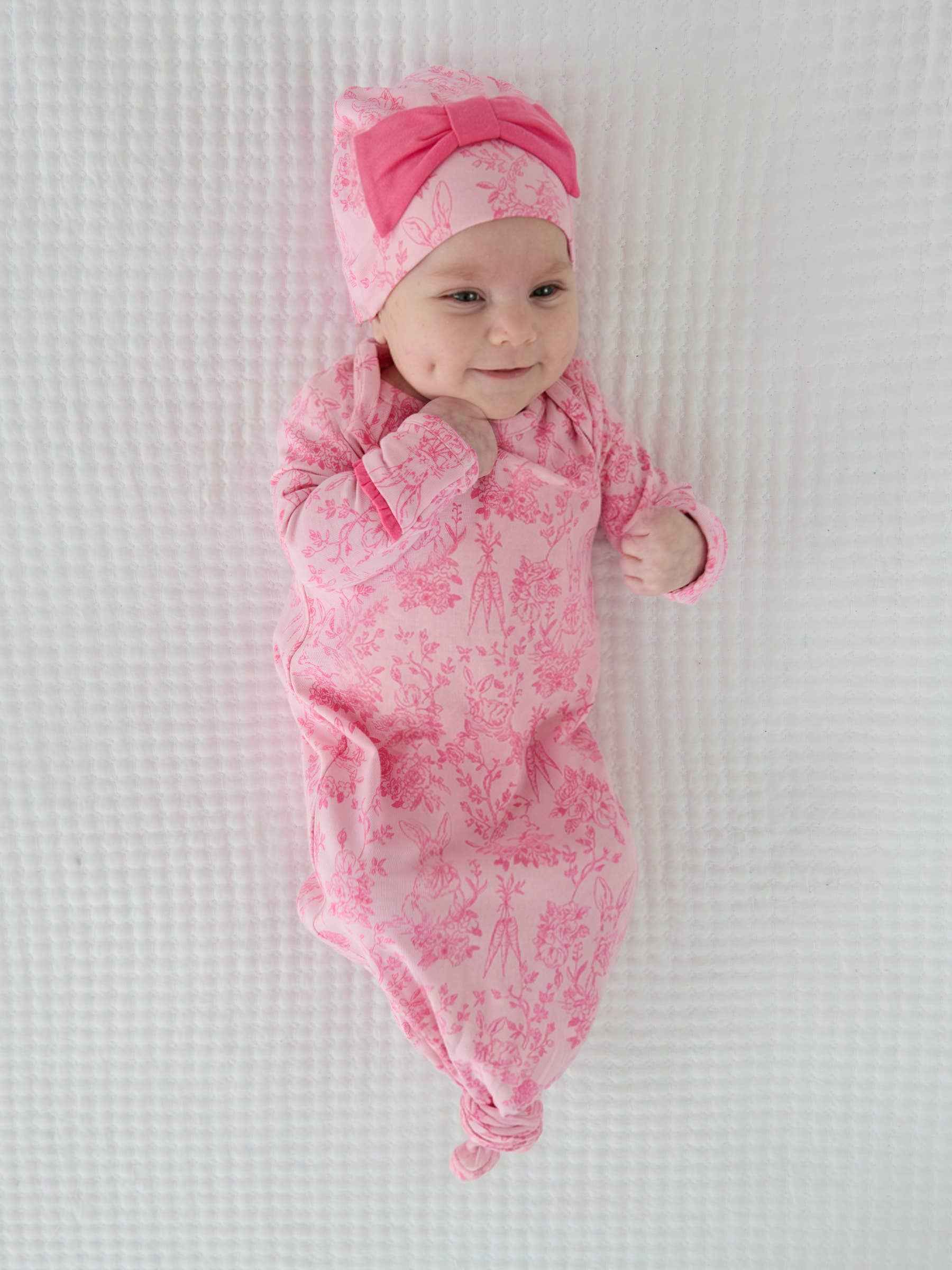 SoftSnooze™ Baby Girls Cotton Modal Pink Cottontail Toile Ruffle Knotted Sleep Gown & Bow Hat Set: Pink / Newborn-3m