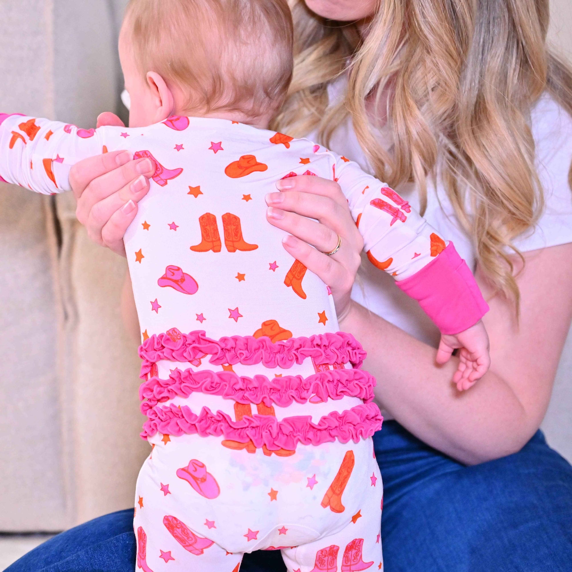 LollyBanks - Bamboo Baby Convertible Ruffle Zipper Pajamas - Cowgirl Boot