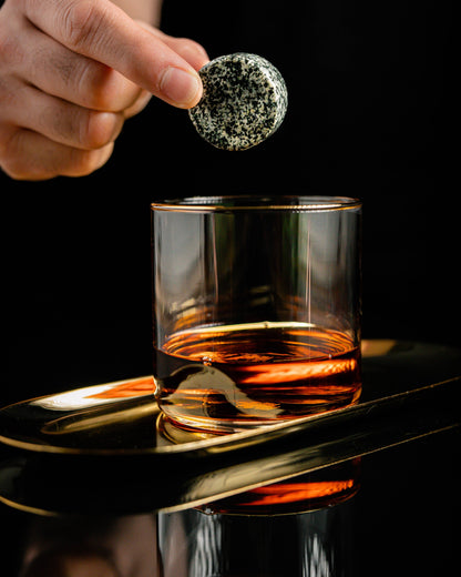 Piedras para enfriar whisky ROCKS - Set de regalo con preguntas y respuestas sobre whisky The Rocks