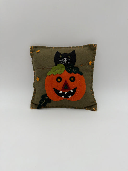 8x11 Cat Pumpkin Pillow