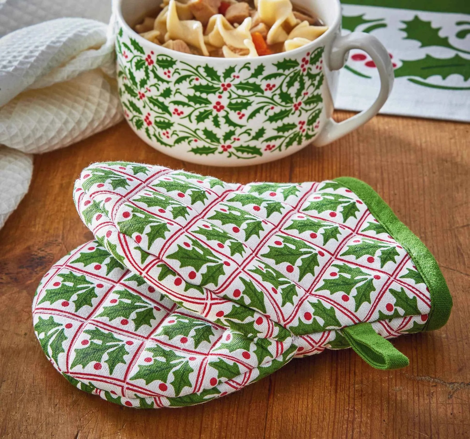Christmas Holly Half Mitt