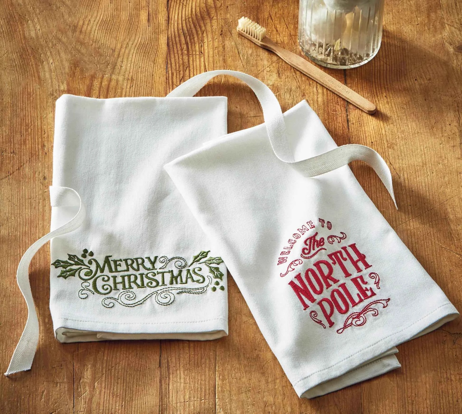 Christmastime Guest Towel Set Of 2