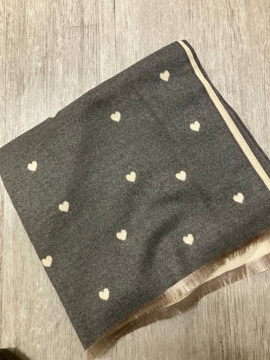 Wrap-small heart-Grey