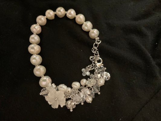 Handmade Gold Bracelet With Fresh Water Pearls